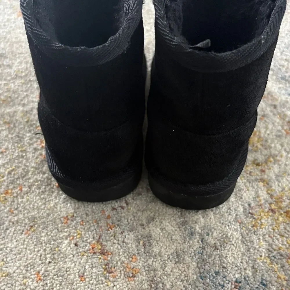 Kids Black Faux Fur Lined Boots